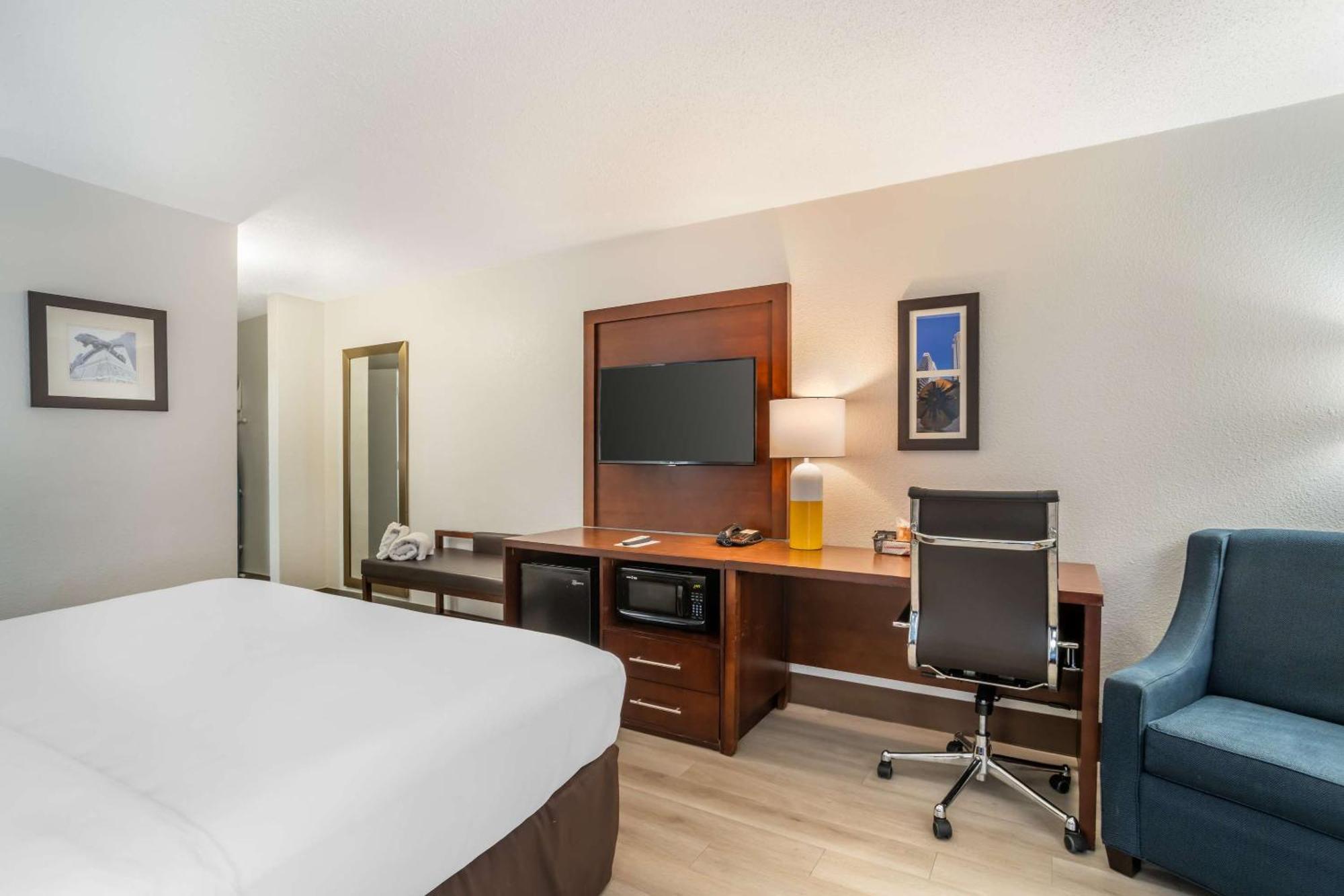 Comfort Inn Charlotte Airport Uptown Exteriér fotografie