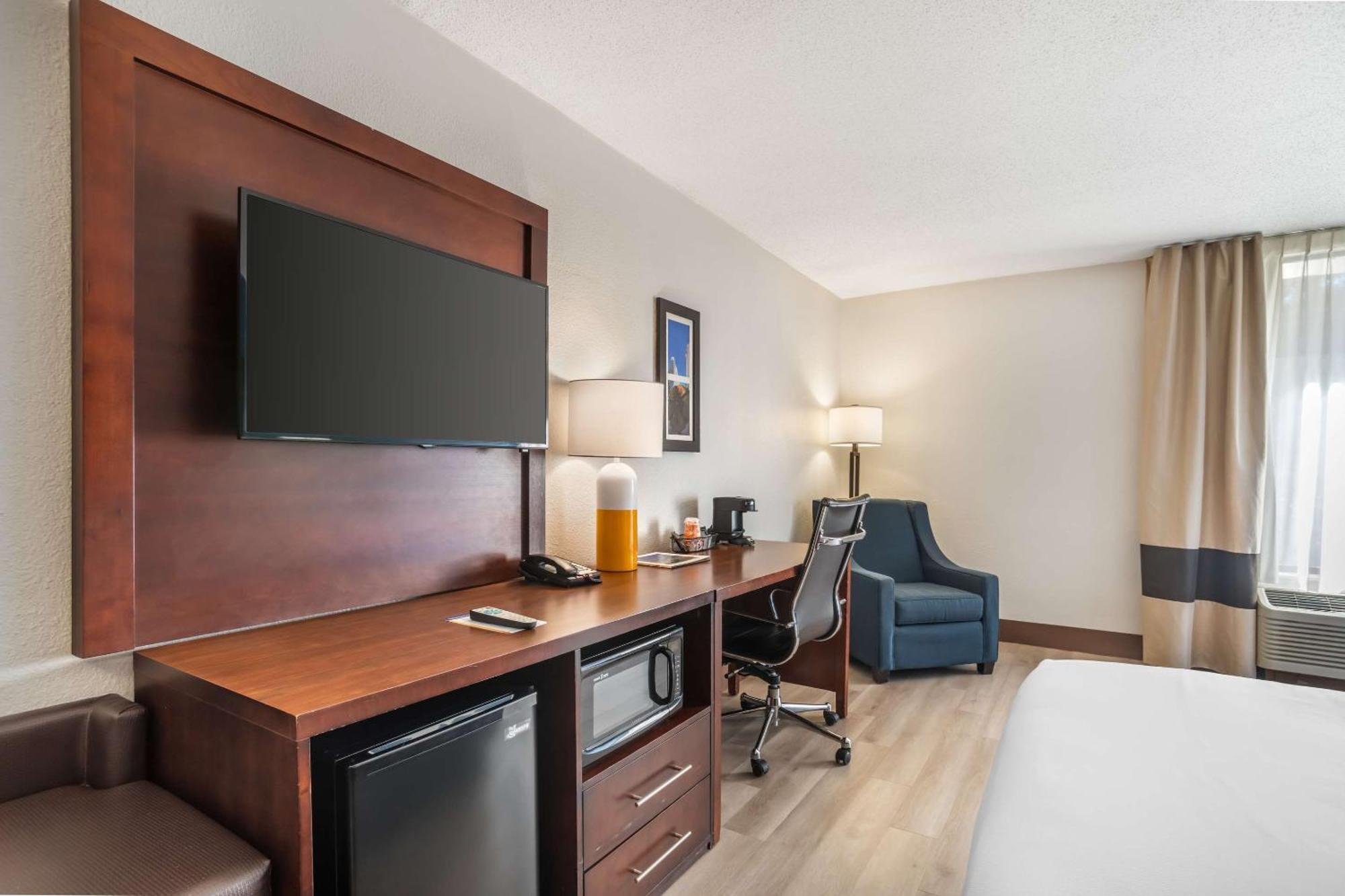 Comfort Inn Charlotte Airport Uptown Exteriér fotografie